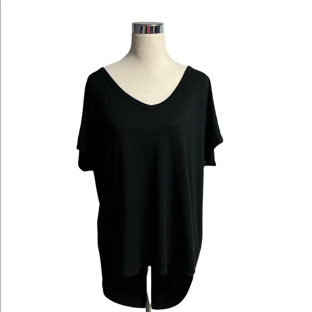 Express women short sleeve V neck blouse